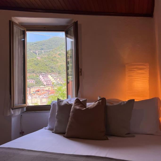 Historic Downtown Home By The Sea With King Bed Monterosso al Mare Zewnętrze zdjęcie